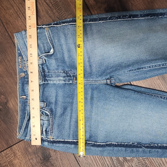 7 For All Mankind Highrise Jeans - Picture 12 of 16